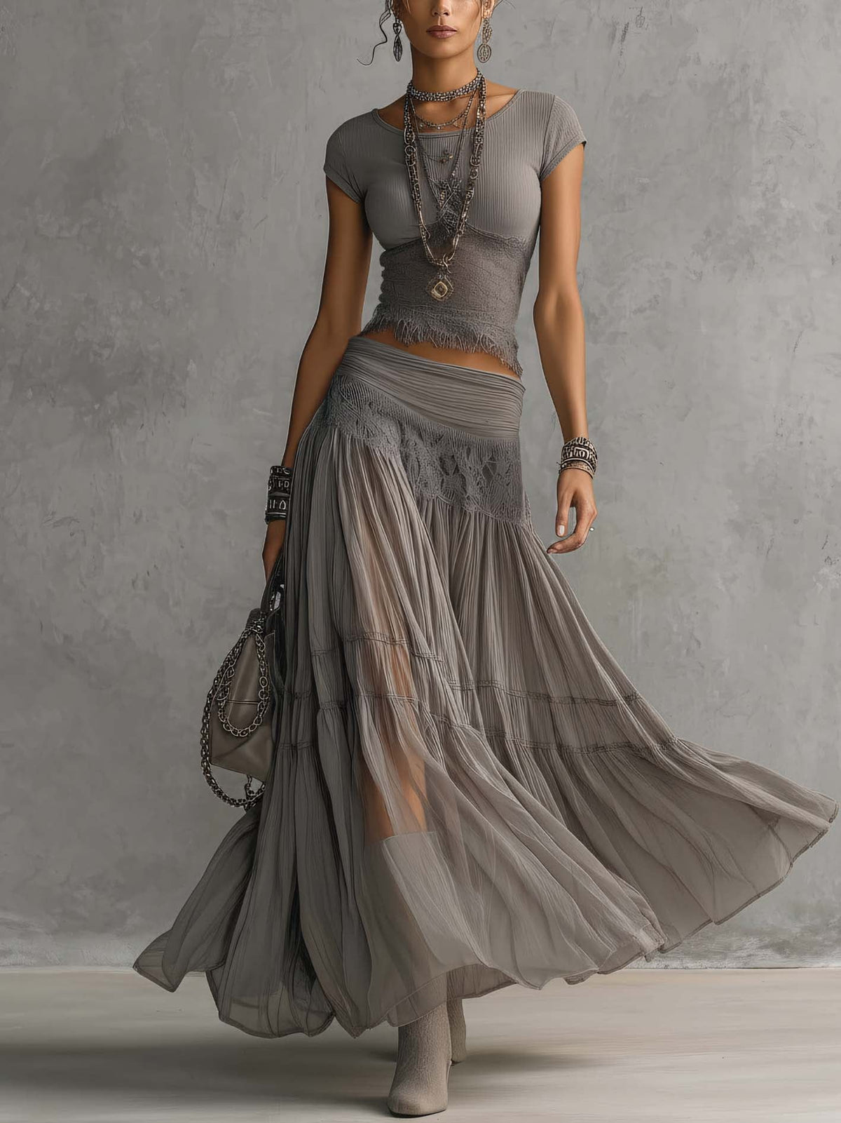 Luisa - Conjunto de Top de Encaje y Falda Maxi Plisada