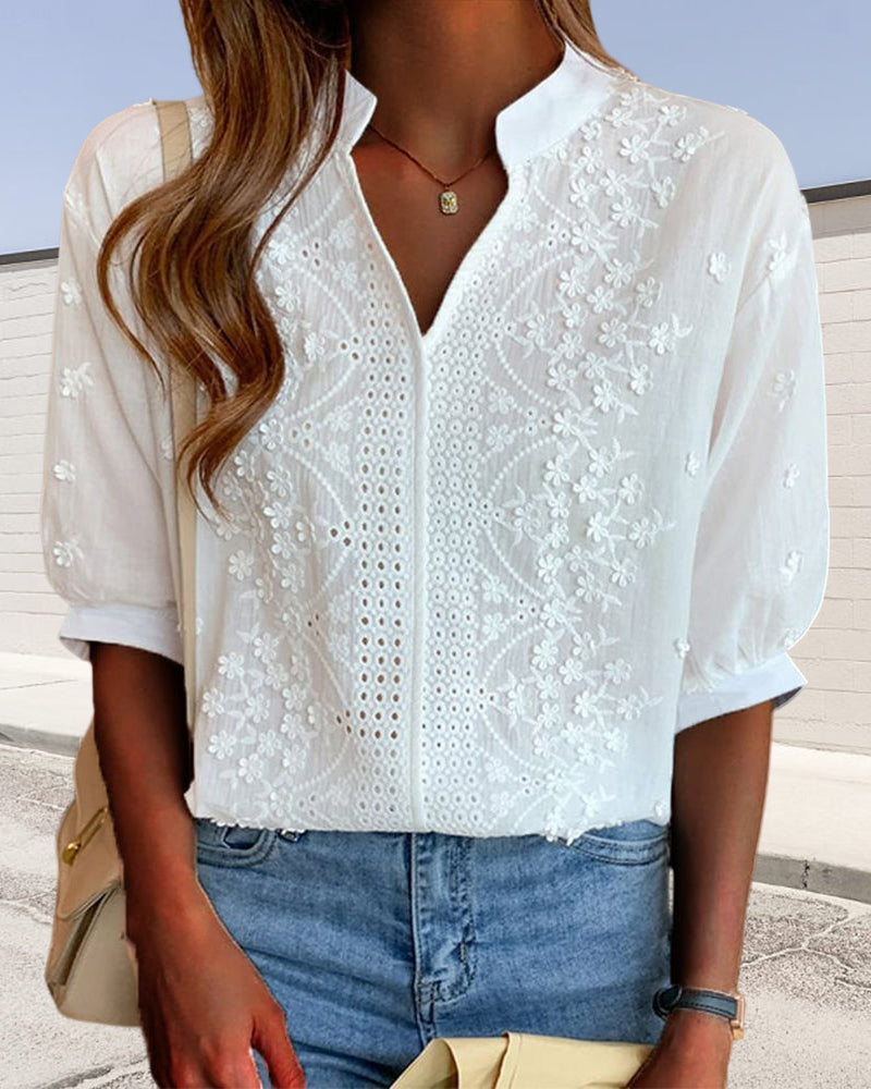 Cambria – Blusa con cuello con abertura y bordado para Mujer