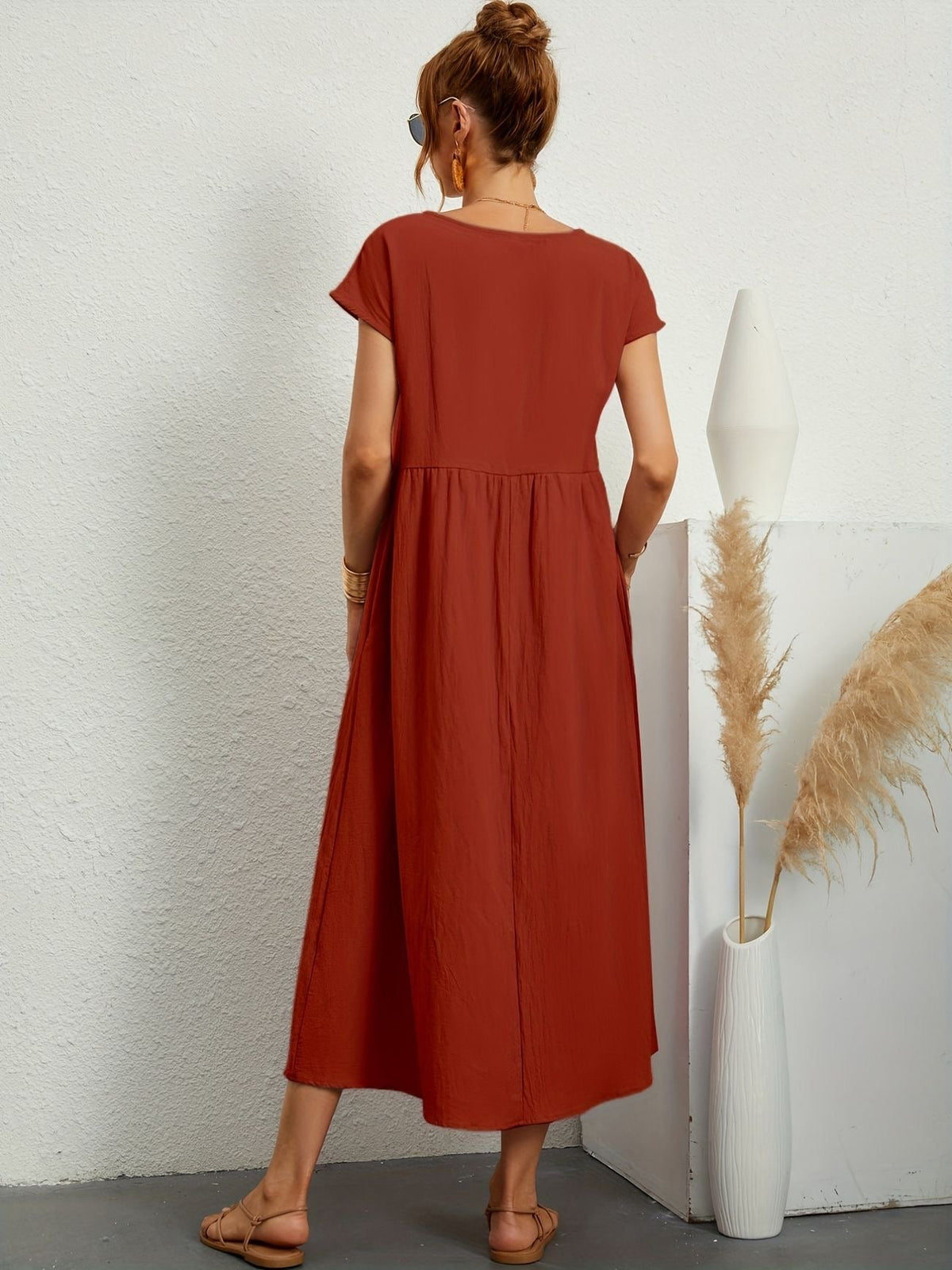 Greta | Elegante vestido de cuello redondo para Mujer