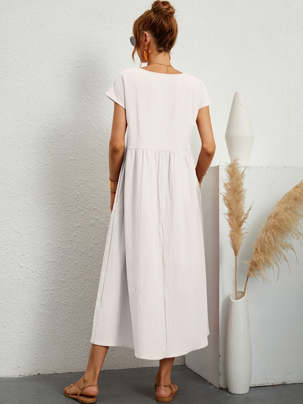 Greta | Elegante vestido de cuello redondo para Mujer