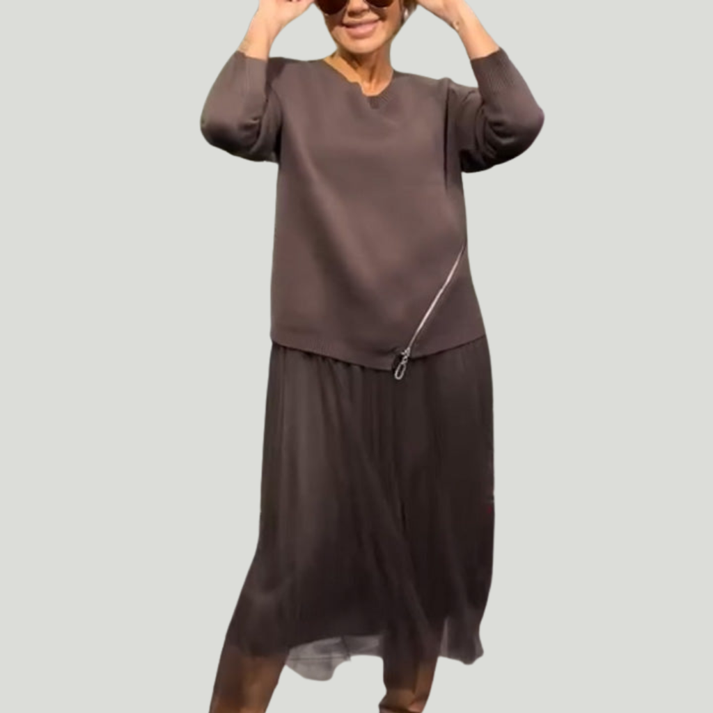 Ullé | Vestido elegante de punto y tul para mujer