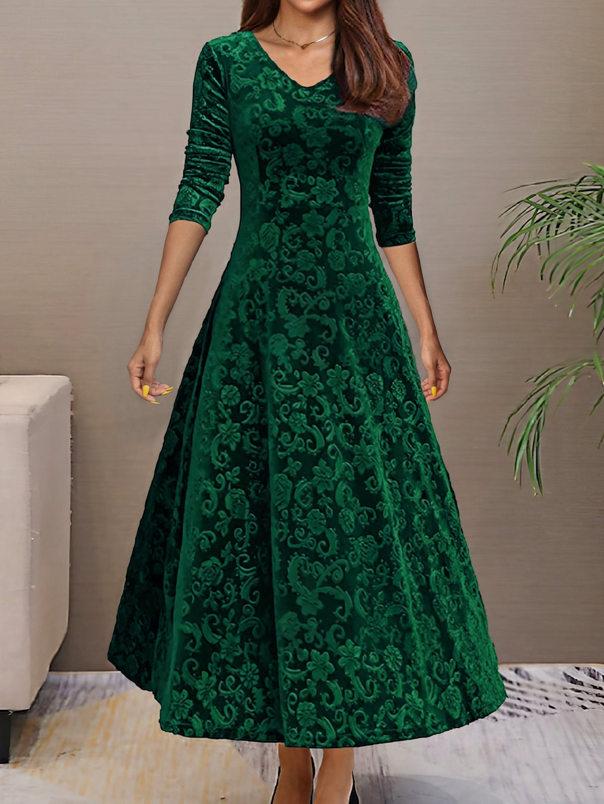 Denise | Elegante vestido de fiesta de terciopelo con escote en V