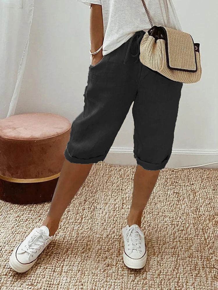 AMANDA | PANTALONES CORTOS CÓMODOS CON BAJO VUELTO