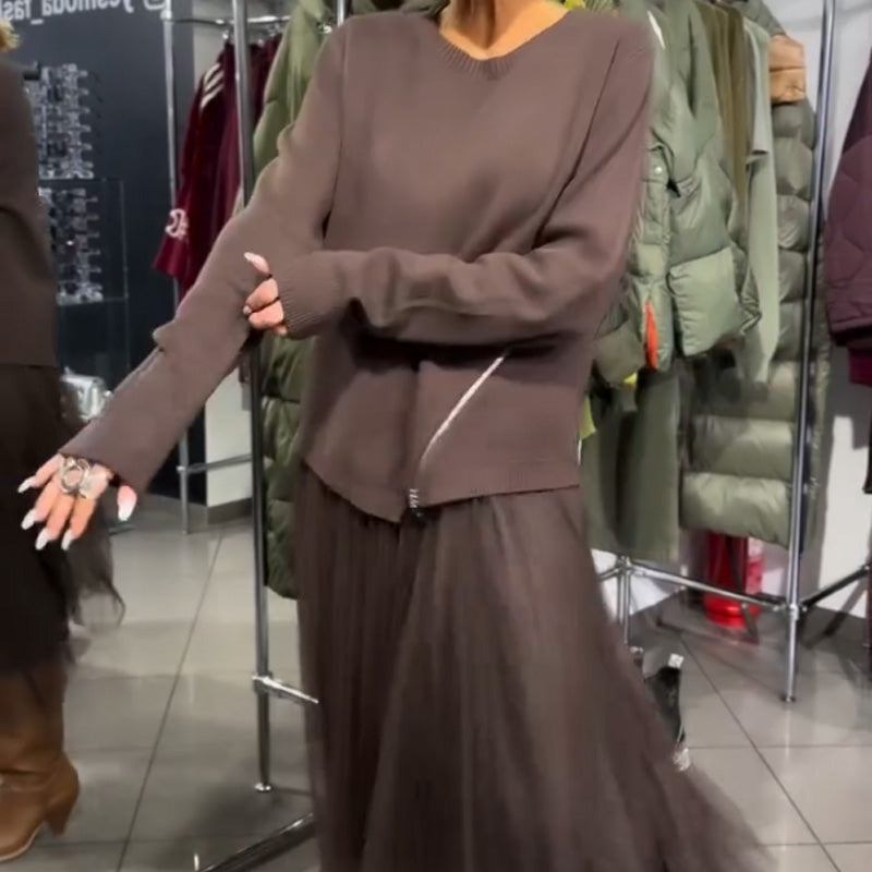 Ullé | Vestido elegante de punto y tul para mujer