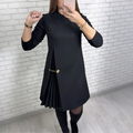 Linares - Vestido Sofisticado Línea A con Detalle Plisado y Cadena Dorada para Mujer