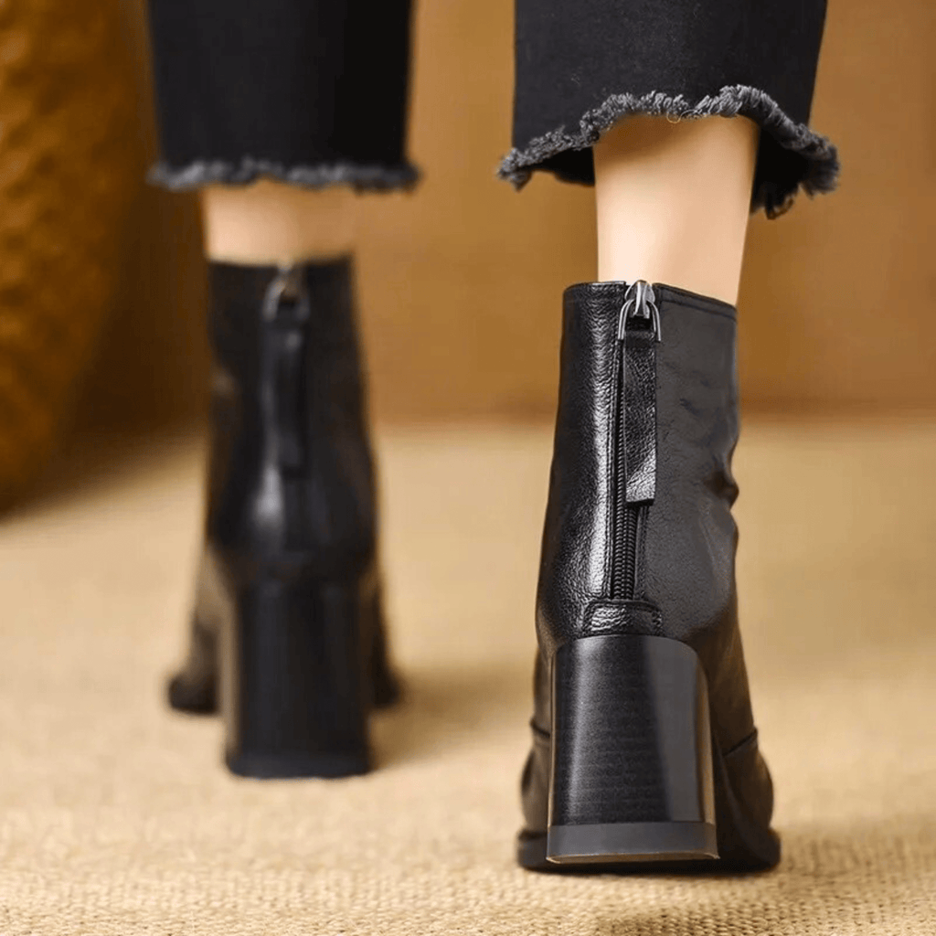 Claudia | Botines de Lujo con Tacón Medio